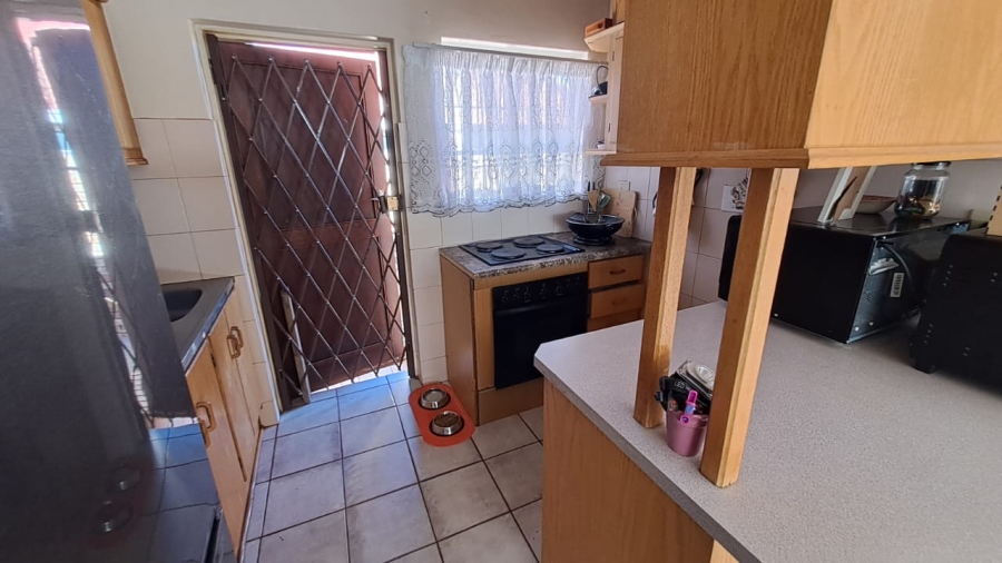 2 Bedroom Property for Sale in Uitsig Free State